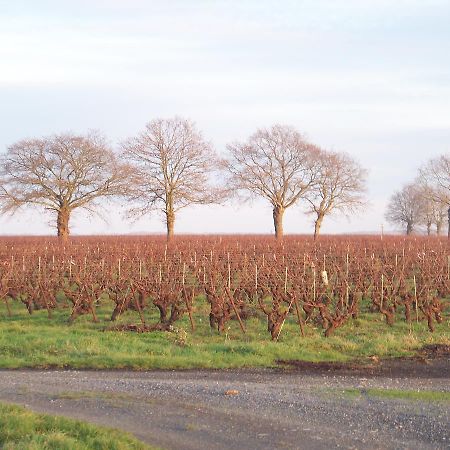 Bed and Breakfast La Genoise Tillieres Exterior foto