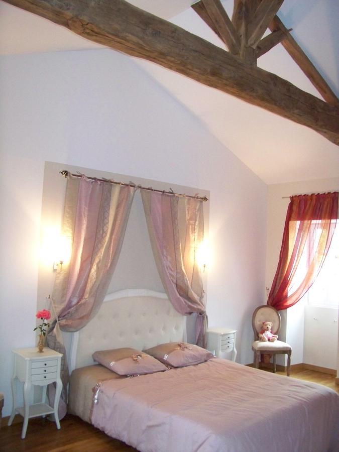 Bed and Breakfast La Genoise Tillieres Zimmer foto