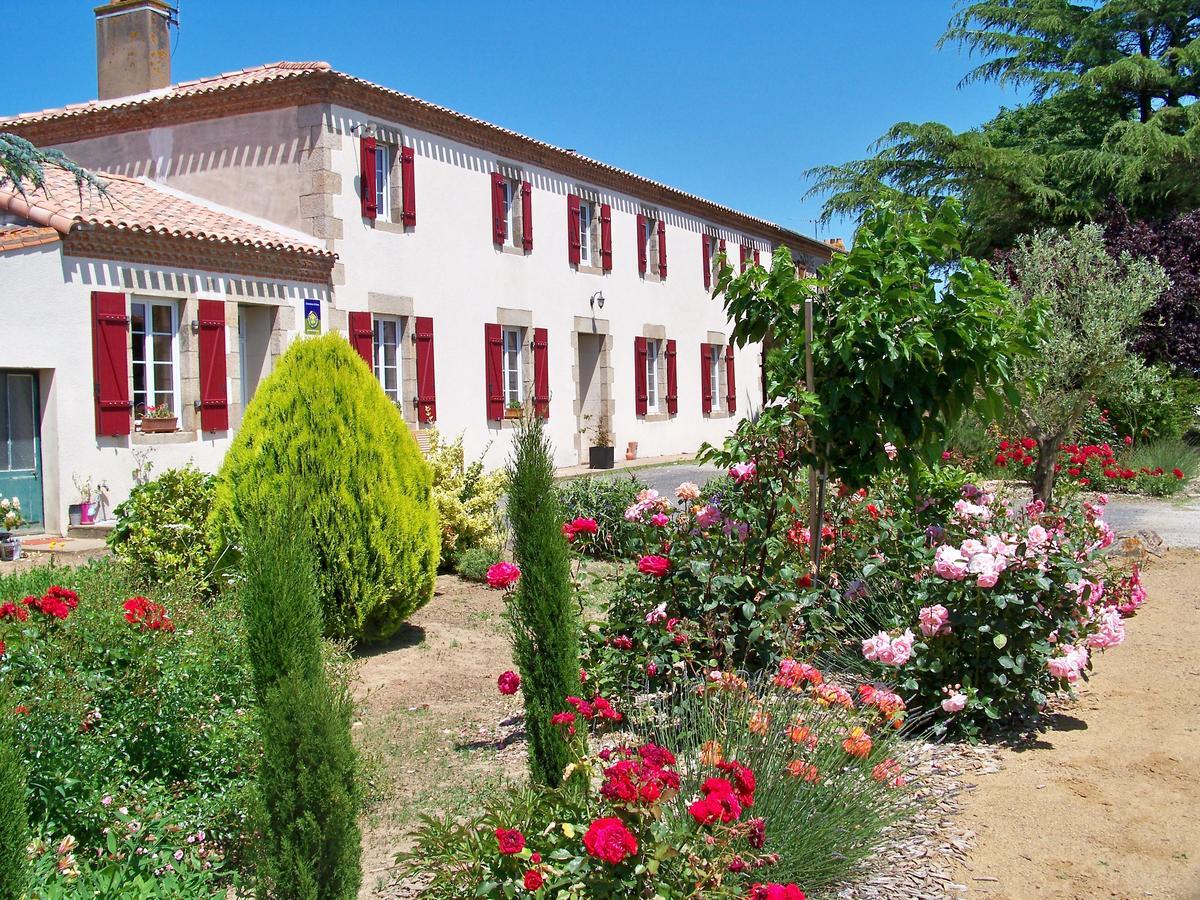 Bed and Breakfast La Genoise Tillieres Exterior foto